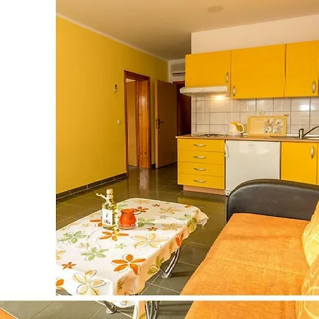 Antunovic Casa de hóspedes Živogošće